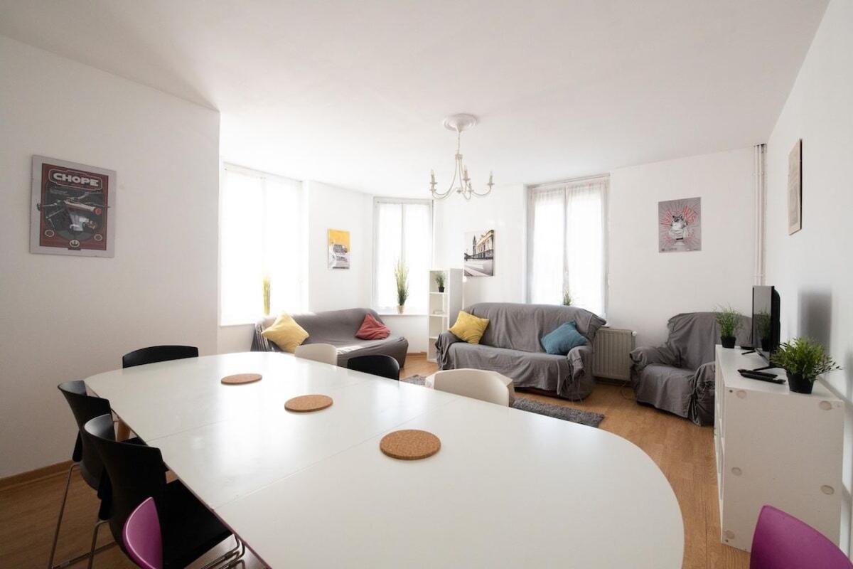 Maison Cosy 4 Chambres, Terrasse, Garage Prive Croix Bagian luar foto