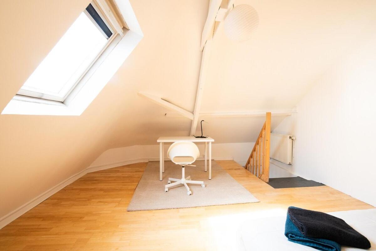 Maison Cosy 4 Chambres, Terrasse, Garage Prive Croix Bagian luar foto